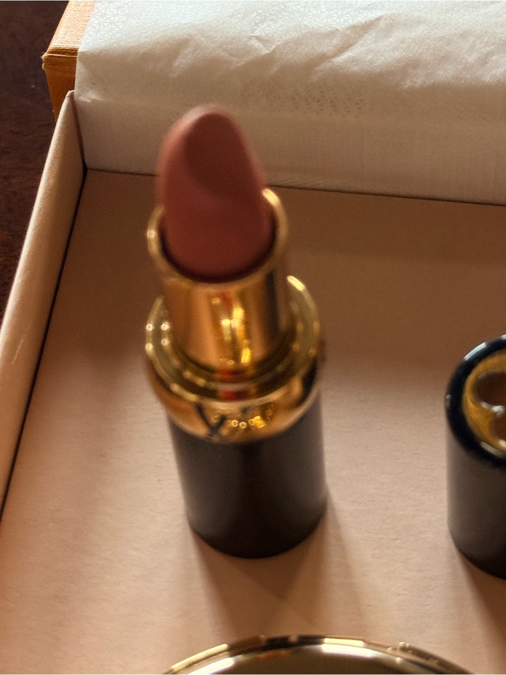 Louis Vuitton Makeup Duo Gift Set NWT. Box included. Never used. - Picture 10 of 16
